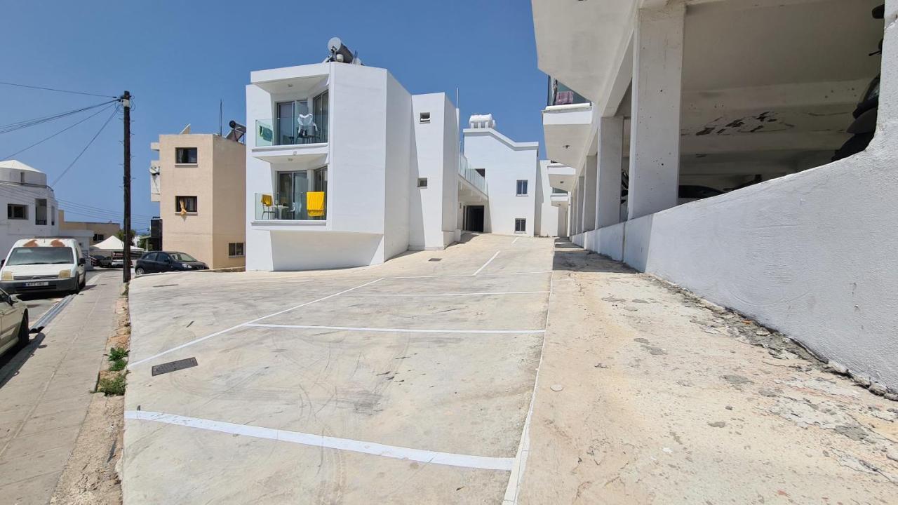 Stay Napa Living Studios Agia Napa Exterior foto